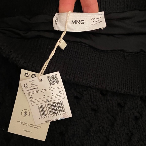 MANGO NWT cotton blend crochet midi skirt Medium - Picture 4 of 7